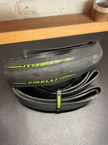 Käytetty Pirelli P ZERO Race 2025 bike — kuva 2 / 3