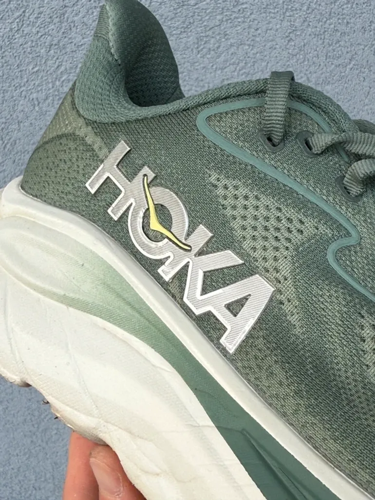 Used Hoka Clifton 10 bike — image 3 of 4