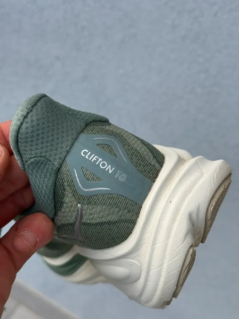 Used Hoka Clifton 10 bike — image 4 of 4