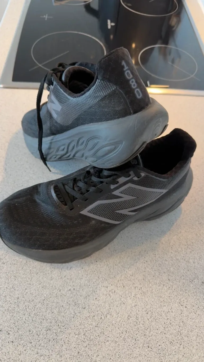 Used New Balance 1080 bike — image 2 of 3