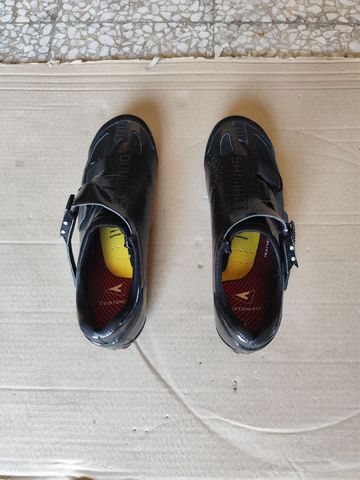 Käytetty Shimano R321 Cycling Shoes