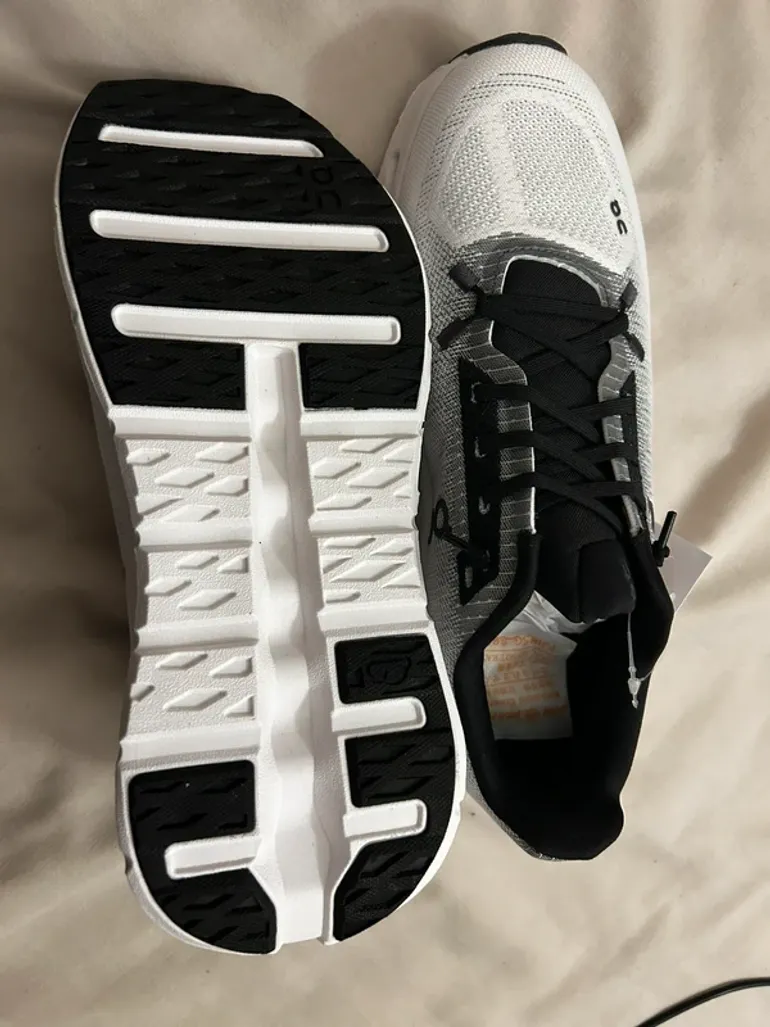 Used On Running Cloud bike — image 3 of 4