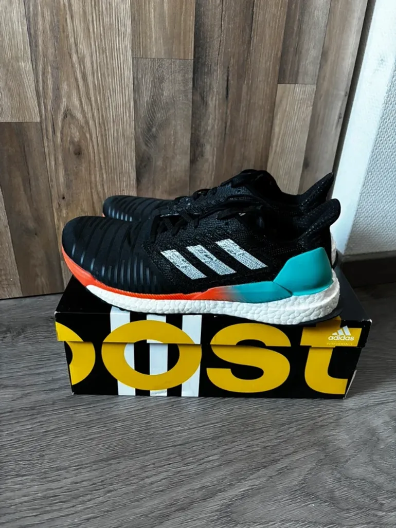 Used Adidas Solar Boost bike — image 1 of 5