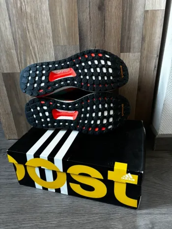 Used Adidas Solar Boost bike — image 4 of 5