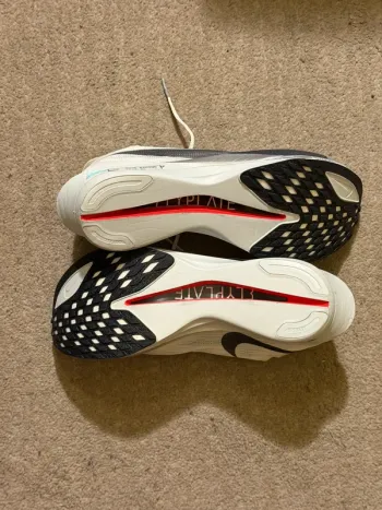 Used White ZoomX Streakfly 2 bike — image 6 of 7