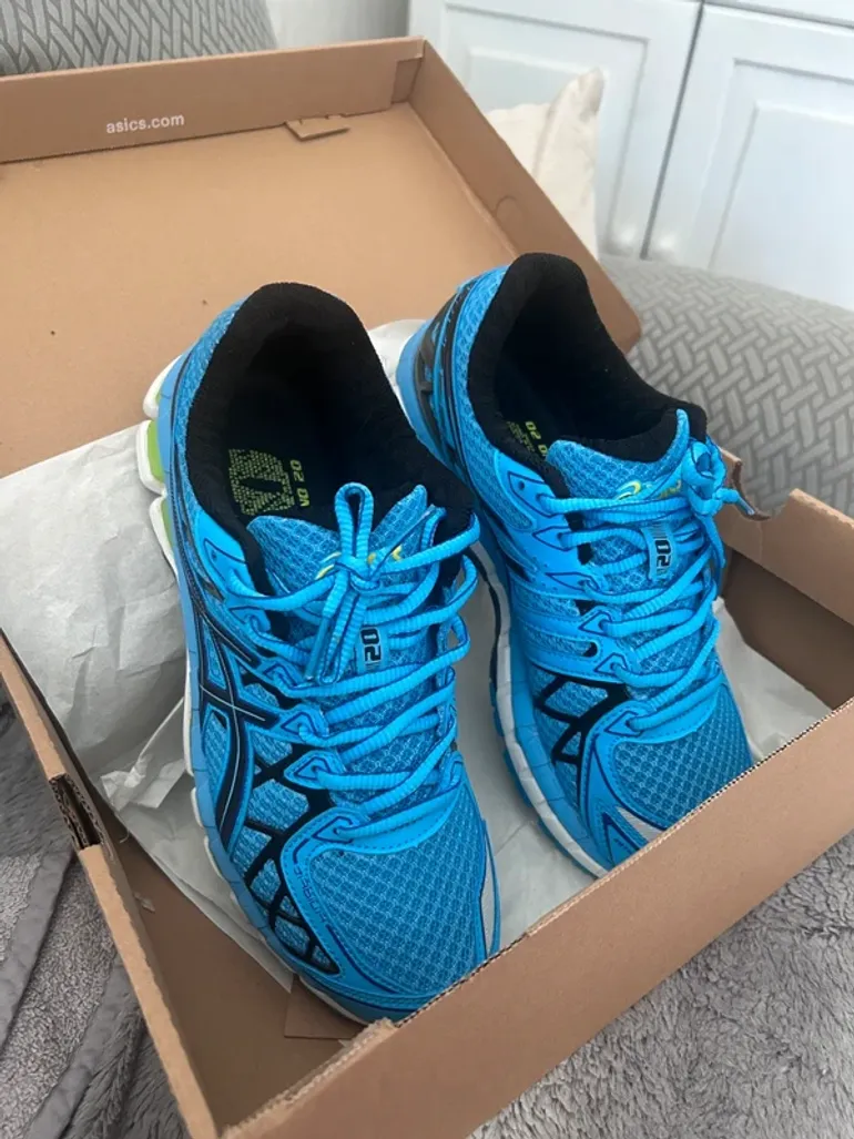 Used Asics GEL-KAYANO 20 bike — image 1 of 3