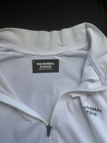 Used Pas Normal Studios Essential Jersey 2024 bike — image 6 of 7
