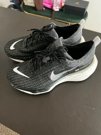 Used Nike Invincible Run 3 bike — image 2 of 5