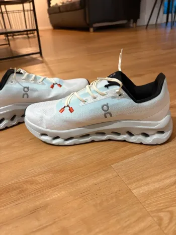 Used On Running Cloud bike — image 6 of 7