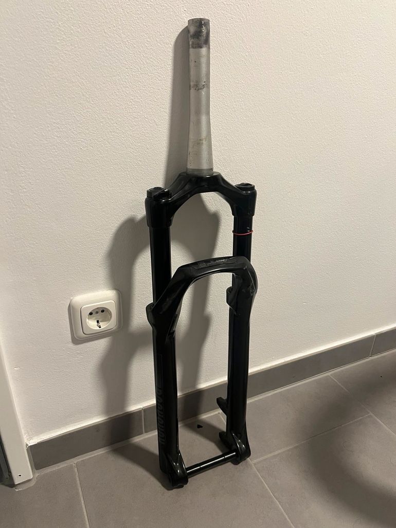 Used RockShox Judy Gold RL Solo Air Boost bike — image 3 of 6