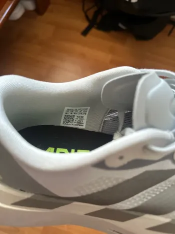 Used Adidas adizero evo sl bike — image 8 of 9