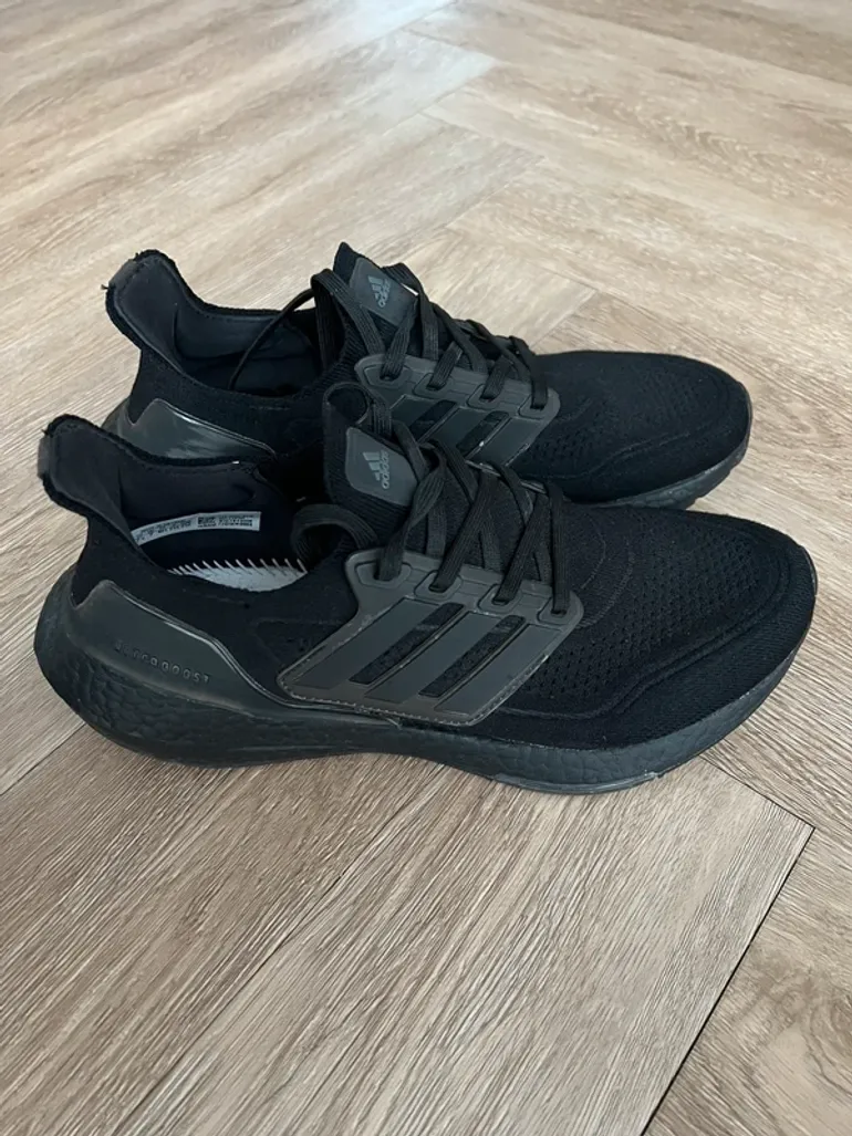 Used Adidas Ultraboost bike — image 1 of 4