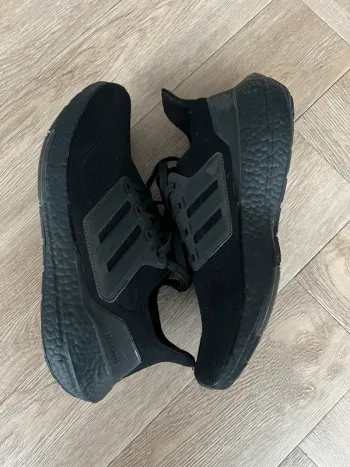 Used Adidas Ultraboost bike — image 3 of 4