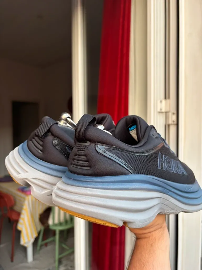 Used Hoka Bondi 8 bike — image 4 of 10
