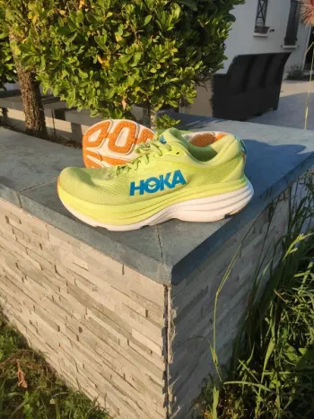 Used Hoka Bondi 8 bike — image 3 of 8