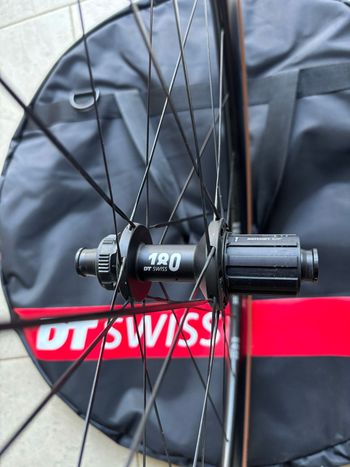 Used Dt Swiss ARC 1100 50 2024 bike — image 3 of 4