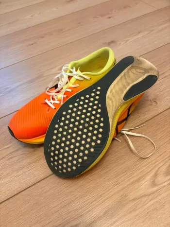 Použité Asics Metaspeed Sky bike — obrázek 2 z 3