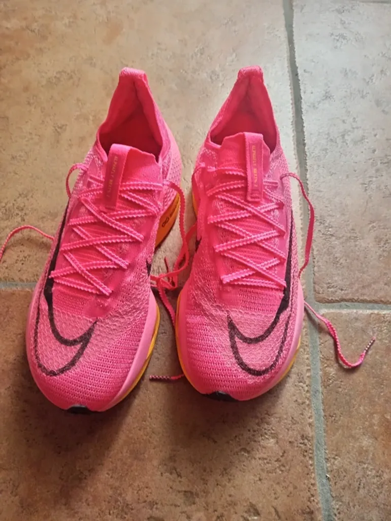 Used Nike alphafly 2 bike — image 1 of 7