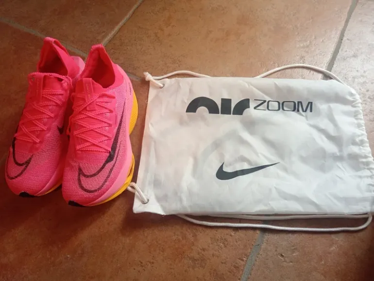 Used Nike alphafly 2 bike — image 7 of 7
