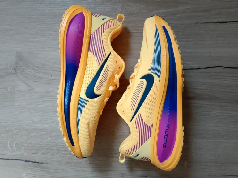 Used Nike Vomero 18 bike — image 2 of 10