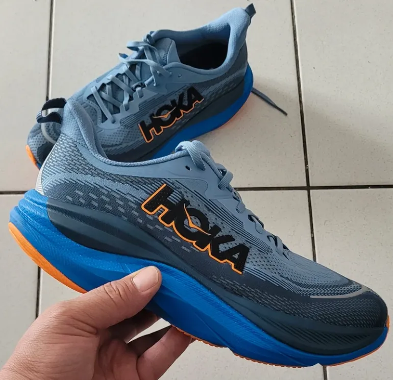 Used Hoka Skyflow bike — image 1 of 7