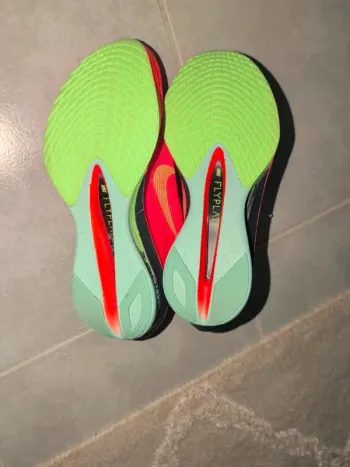 Tweedehands Nike Running Shoes bike — afbeelding 2 van 5