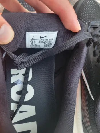 Tweedehands Nike Vomero 18 bike — afbeelding 4 van 4