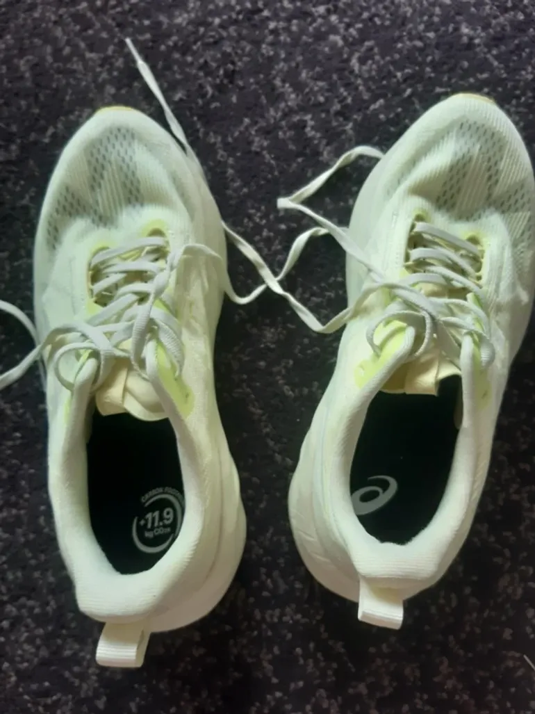 Used Asics Novablast 5 bike — image 6 of 7