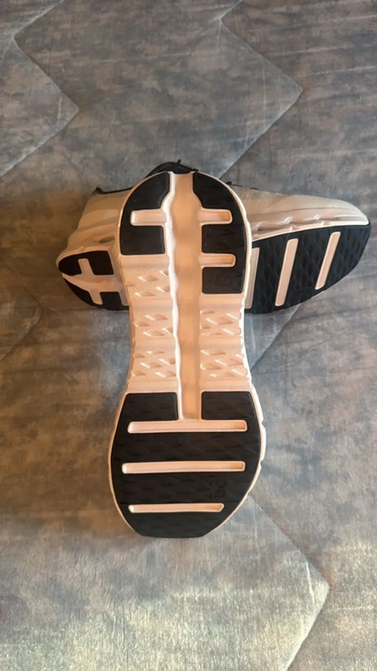 Used On Running Cloud bike — image 4 of 4