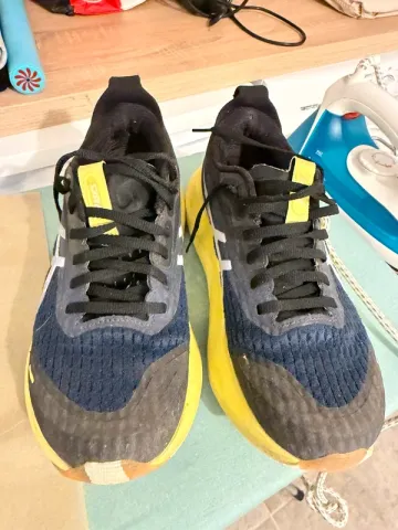 Używany Asics Gel Kayano 32 bike — zdjęcie 2 z 5