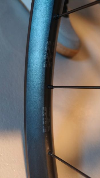 Used Dt Swiss HX 1700 LS Hybrid 2025 bike — image 3 of 5