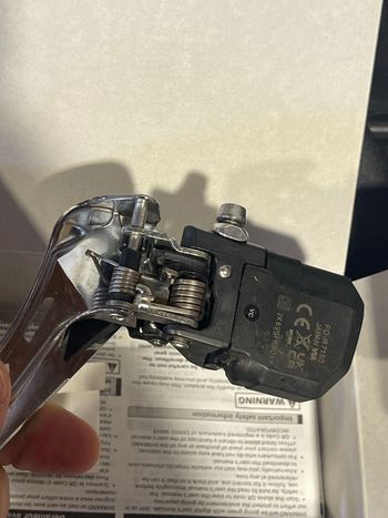 Used Shimano 105 Di2 Derailleur 2025 bike — image 3 of 3