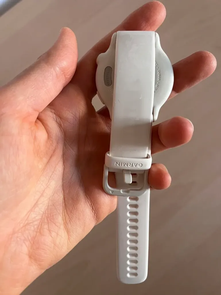 Used Garmin VivoActive 6 bike — image 5 of 9