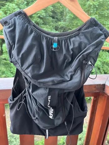 Used Salomon ADV SKIN 12 L bike — image 2 of 4