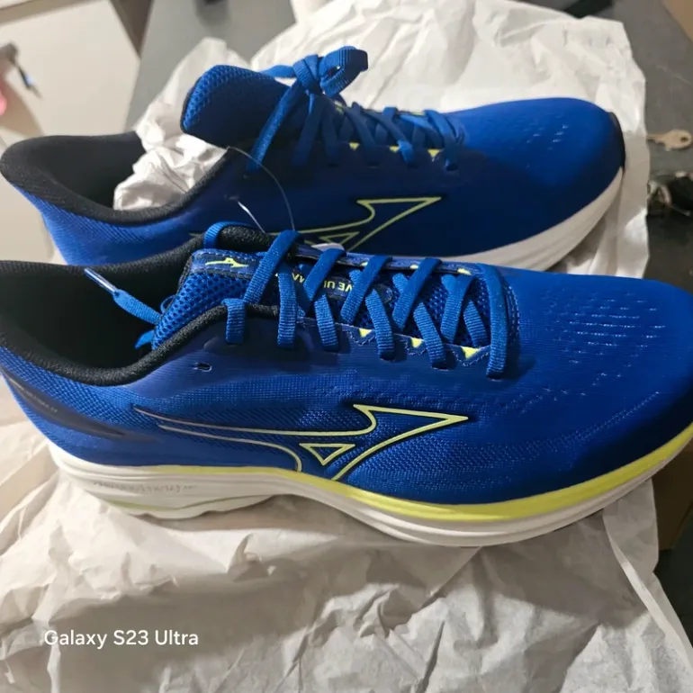 Mizuno Wave Ultima 17 bike usato — immagine 1 di 5