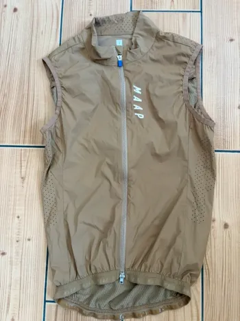 Used MAAP Gilet Velo Kaki Sans Manches Taille XS bike