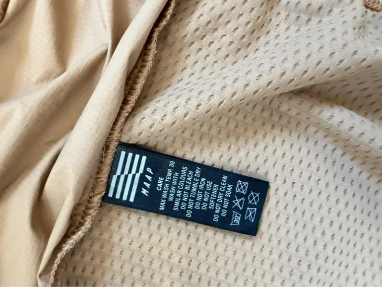 Used MAAP Gilet Velo Kaki Sans Manches Taille XS bike — image 9 of 11