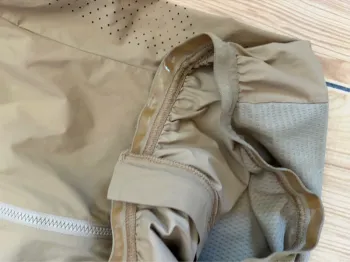 Used MAAP Gilet Velo Kaki Sans Manches Taille XS bike — image 5 of 11