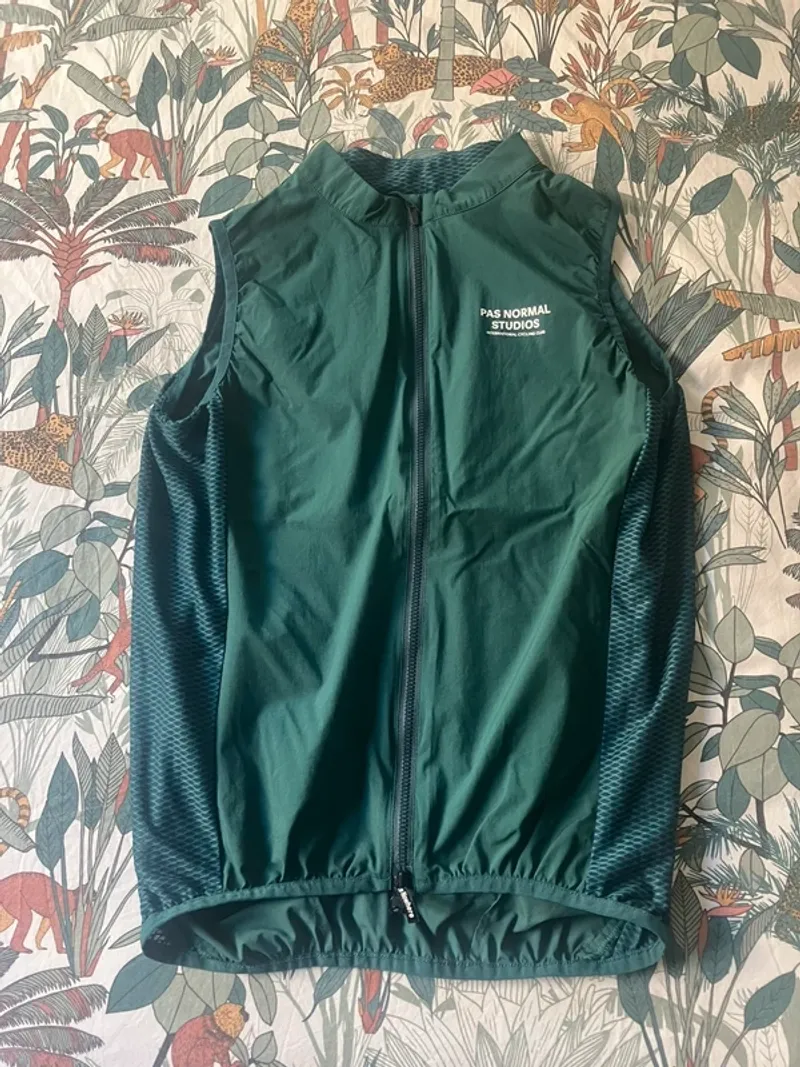 Used Pas Normal Studios Gilet Cycling Clothing