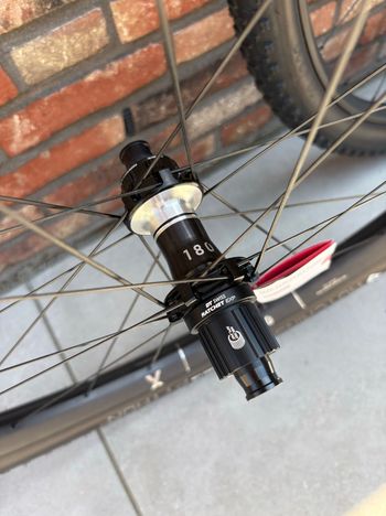 Used Dt Swiss XRC 1200 spline 30 2026 bike — image 4 of 6
