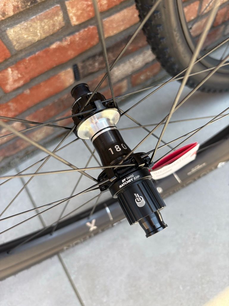 Used Dt Swiss XRC 1200 spline 30 2026 bike — image 4 of 6