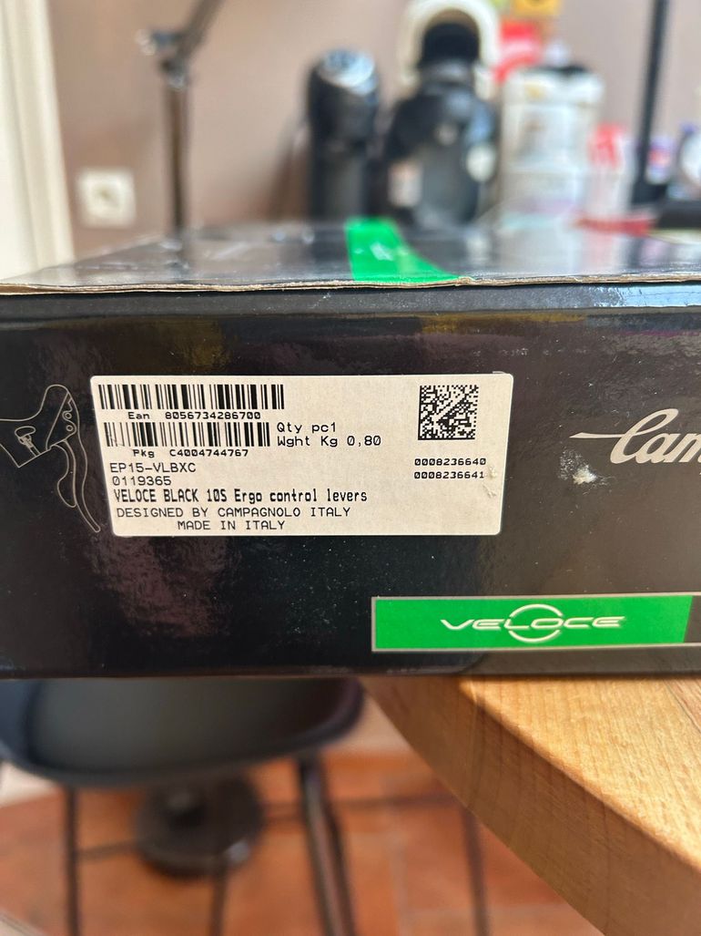 Used Campagnolo Veloce 10-speed Shifters 2017 bike — image 1 of 4