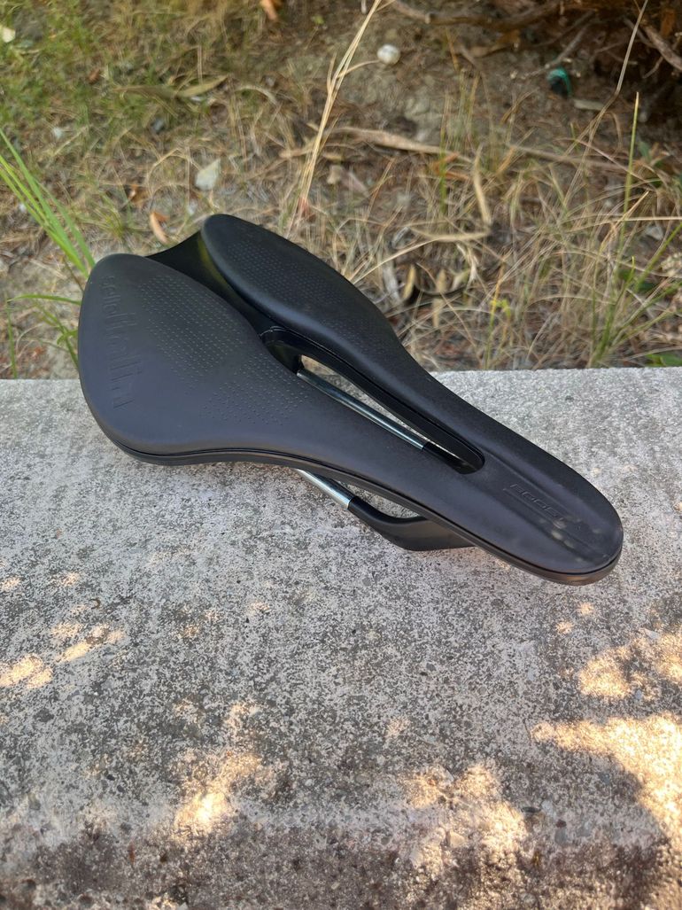 Used Selle Italia Model X Green Tek Superflow E bike — image 1 of 8