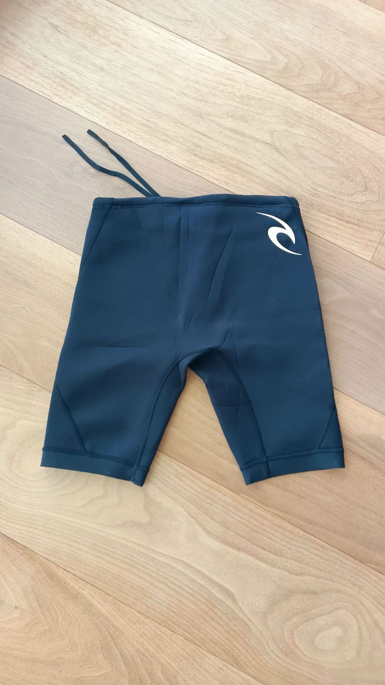 Used Rip Curl Dawn Patrol 1mm neoprene shorts bike — image 2 of 3