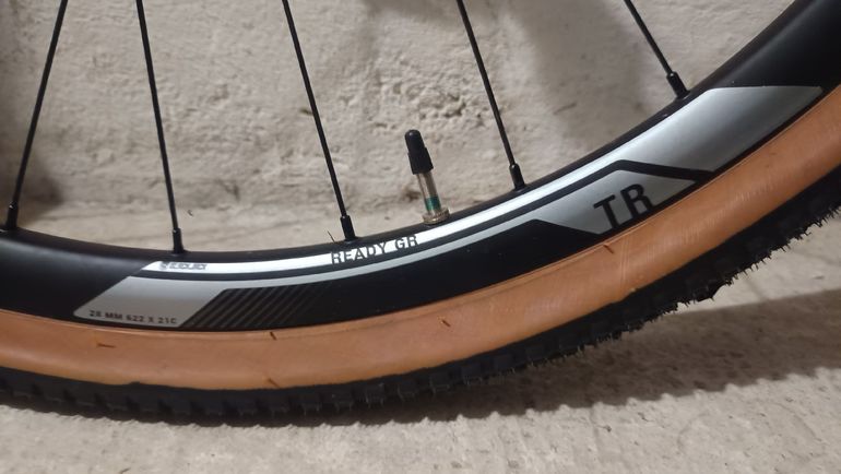 Used Wtb Riddler 700x45c Wheelset bike — image 2 of 5
