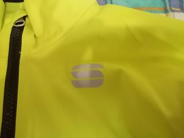 Used Sportful Fiandre Pro Jacket bike — image 6 of 11