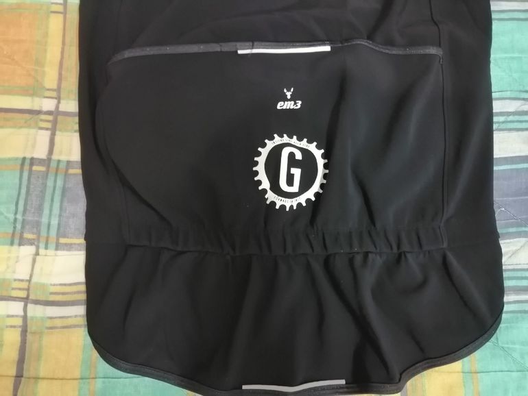 Used EM3 Jacket (Windstopper type) bike — image 7 of 10