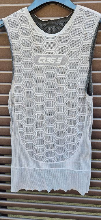 Used Q36.5 Intimo 1 senza maniche grigio bike