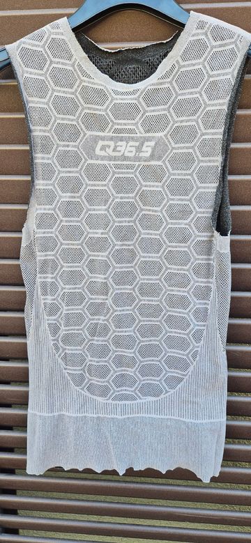 Brugt Q36.5 Intimo 1 senza maniche grigio bike — billede 1 af 2