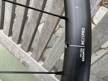 Used Orbea Oquo Road Control RC25PRO 2026 bike — image 3 of 3